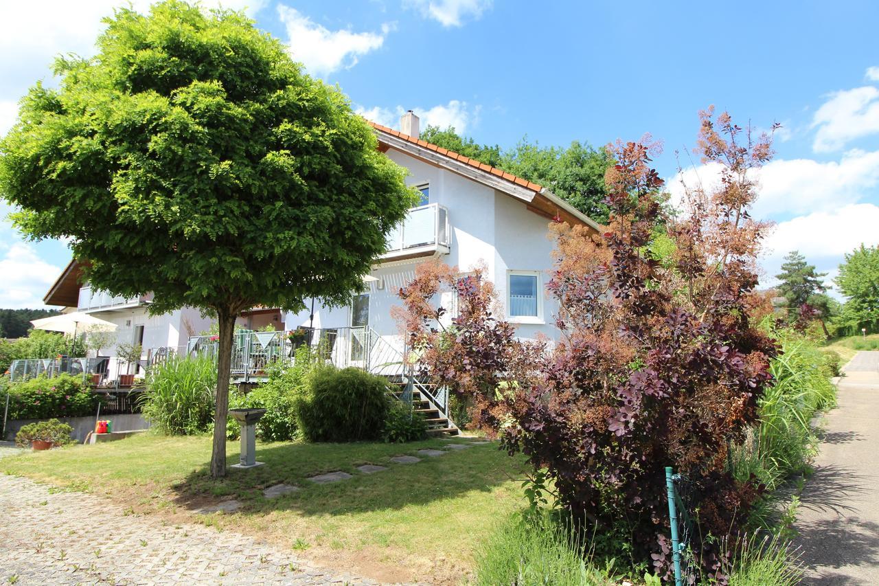 Ferienhaus "Kleine Auszeit" Apartment Pleinfeld Exterior photo